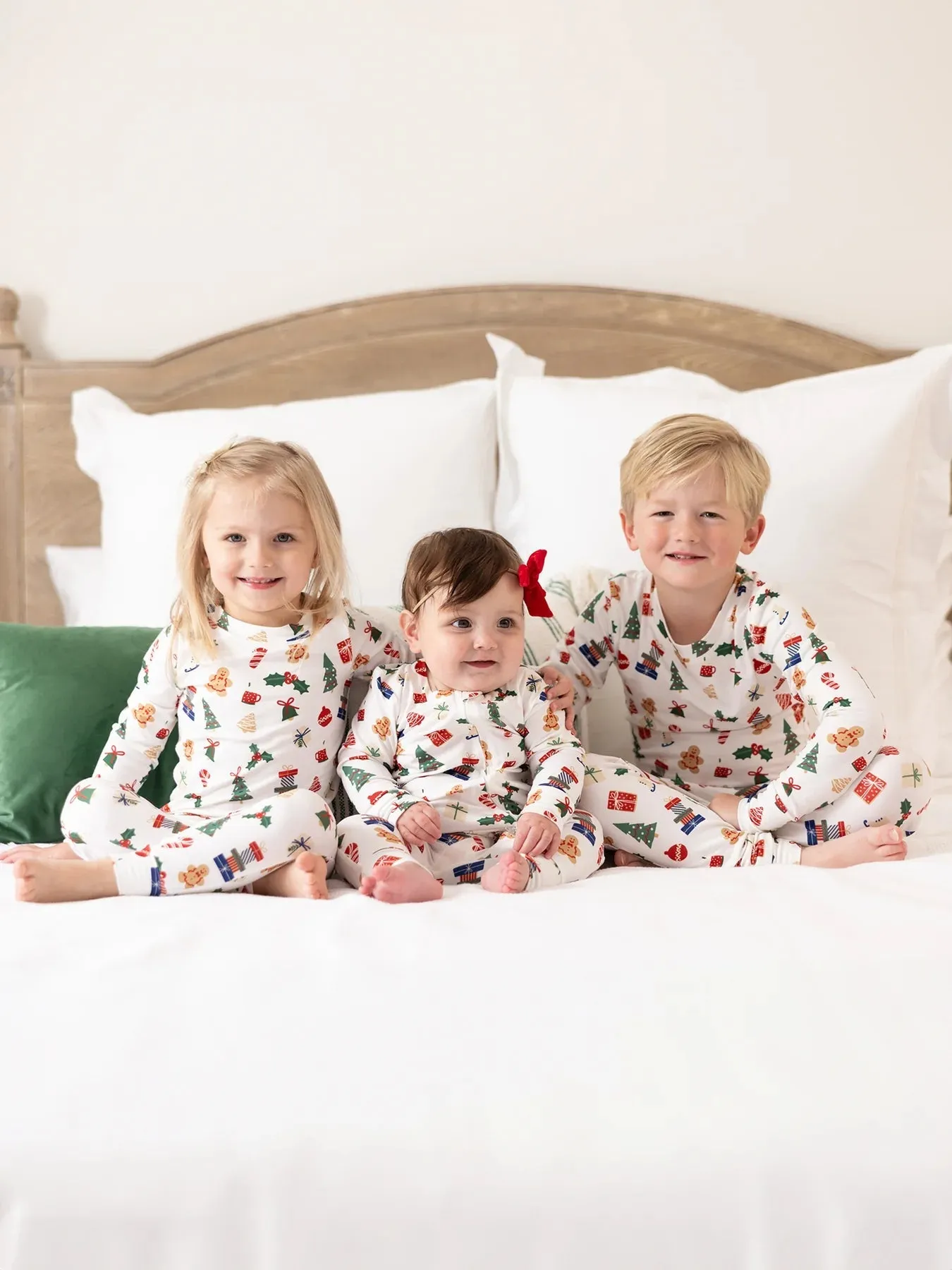 Children's Pajama Set - Christmas Morning