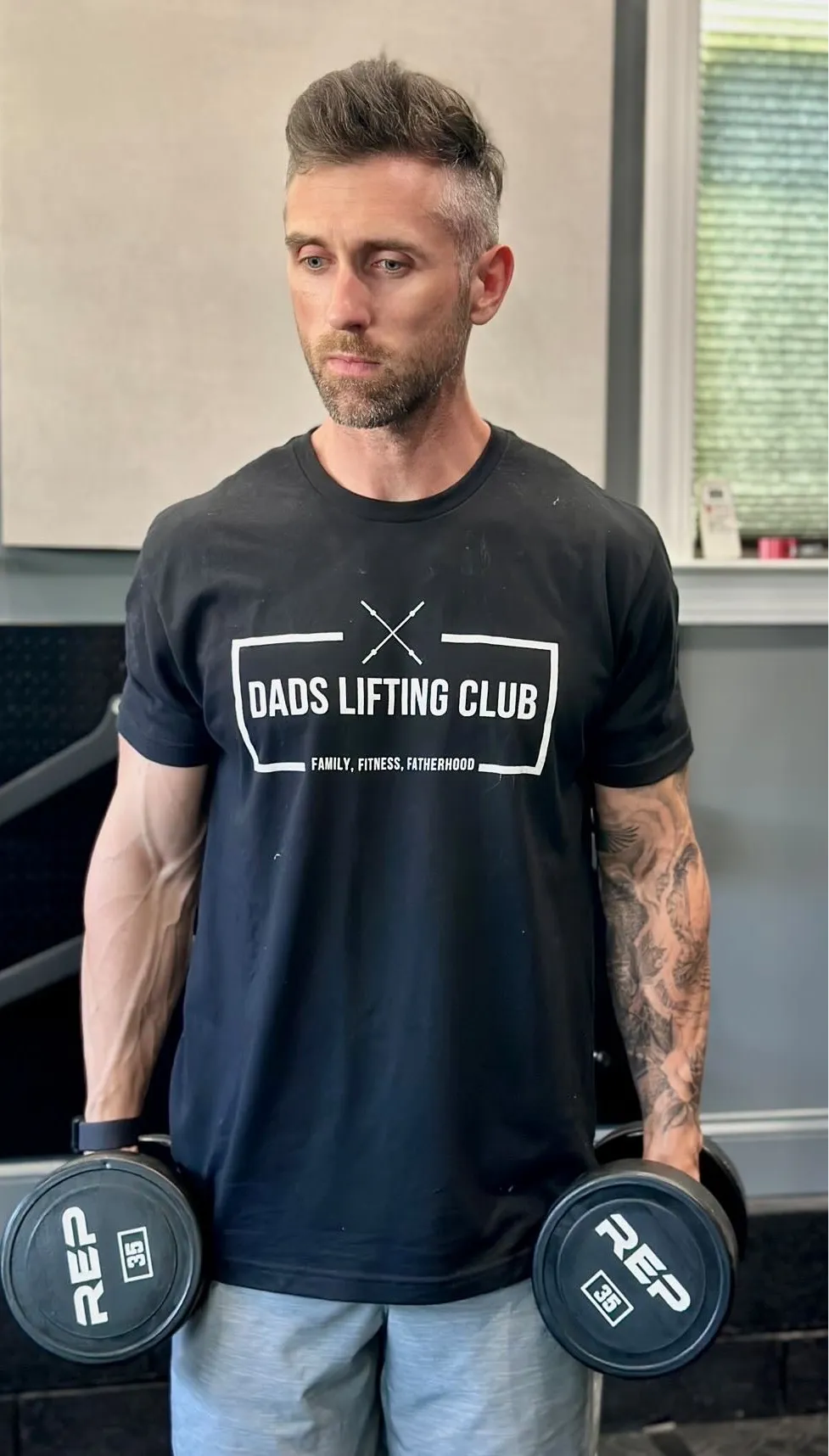 Dads Lifting Club V.2 Shirt