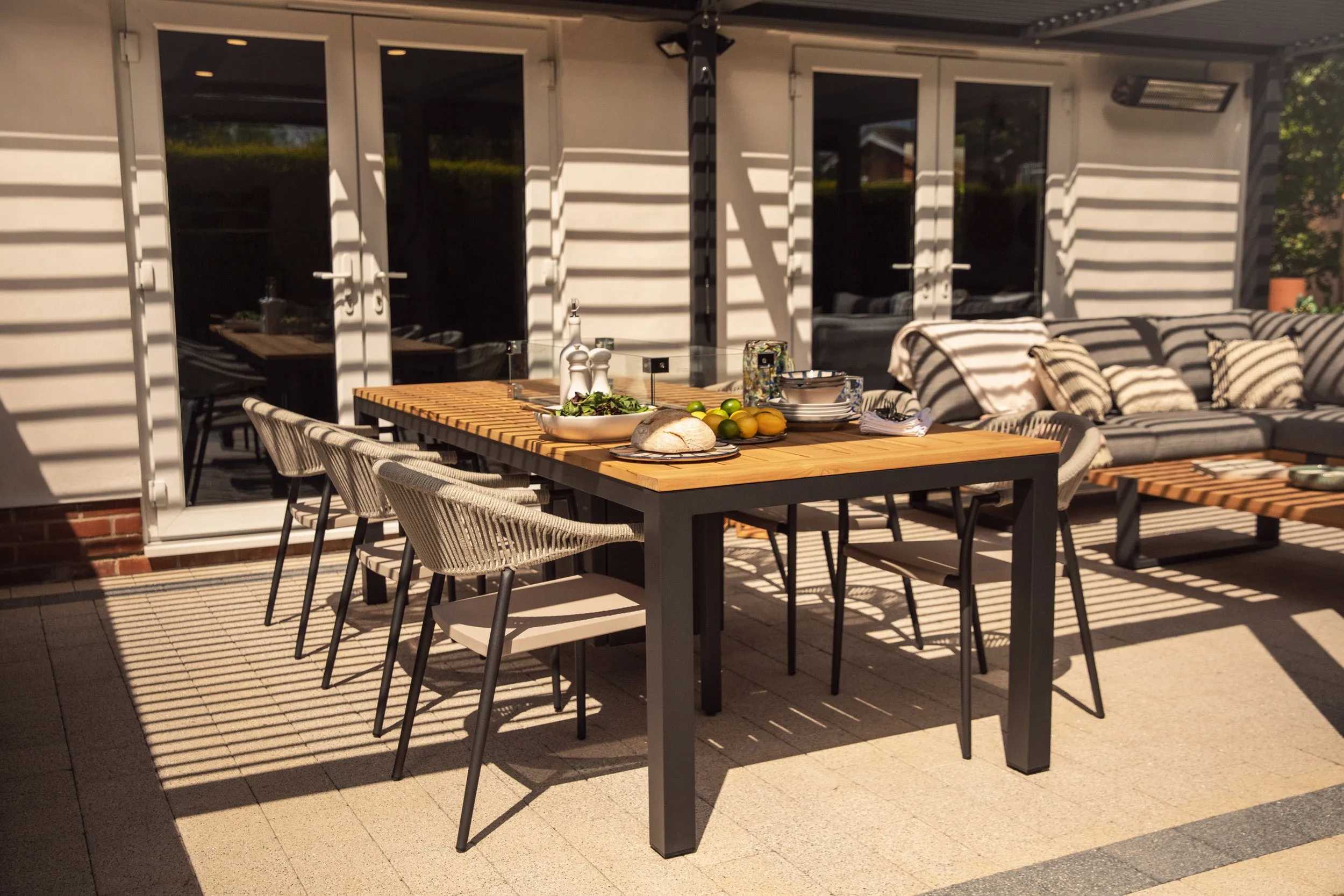 Monte Vari Firepit & Matera Dining Collection