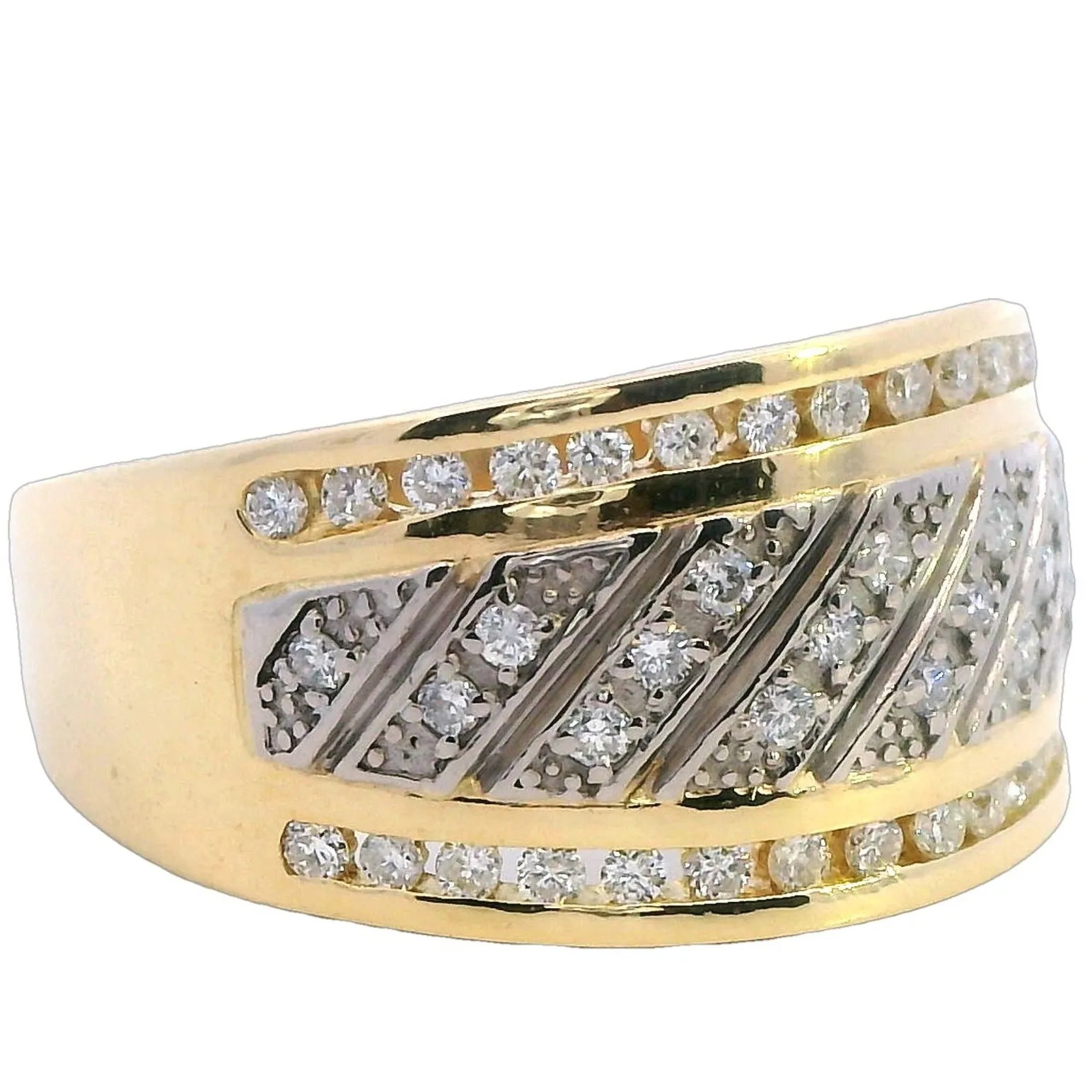 Versatile 18ct Yellow Gold Diamond Ring for Engagement, Wedding, Valentine